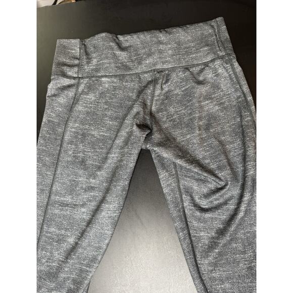Adidas Capri Size Large Gray Climalite Wide Band Workout Athletic Leggings - Picture 6 of 9